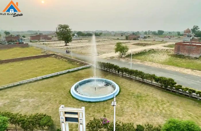 PARK exective block park and fauntain